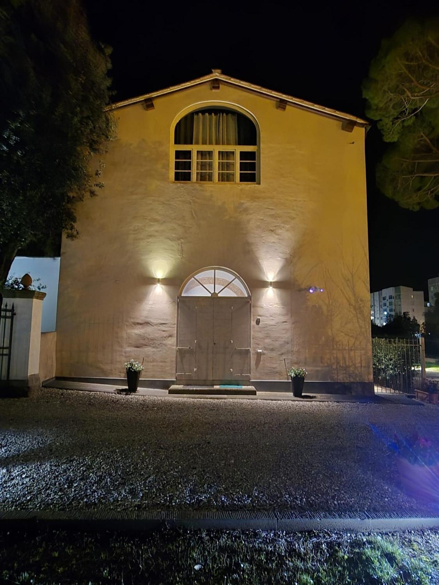La Villa Apartments Tinaia - Excellent For Sardegna & Corsica - 6-8 Beds - Private Parking Included With Camera Livorno Exteriér fotografie